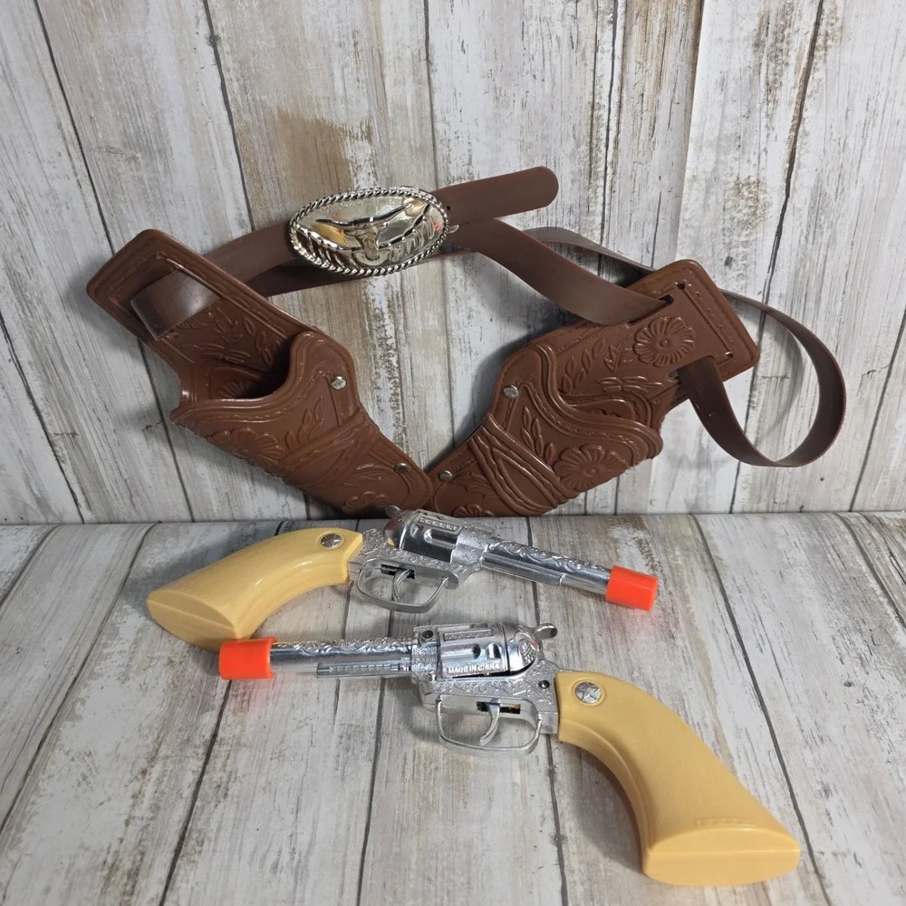 Western Cowboy Toy Pistol Set Dual Holsters Belt Brown Silver Longhorn Buckle